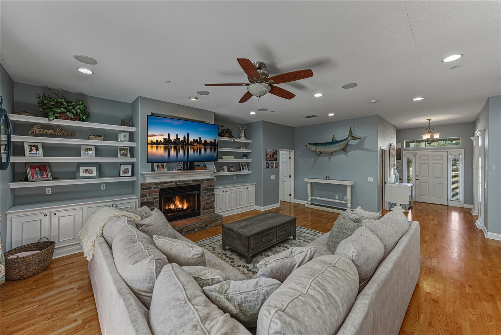 TRAILS TR 22 - Residential