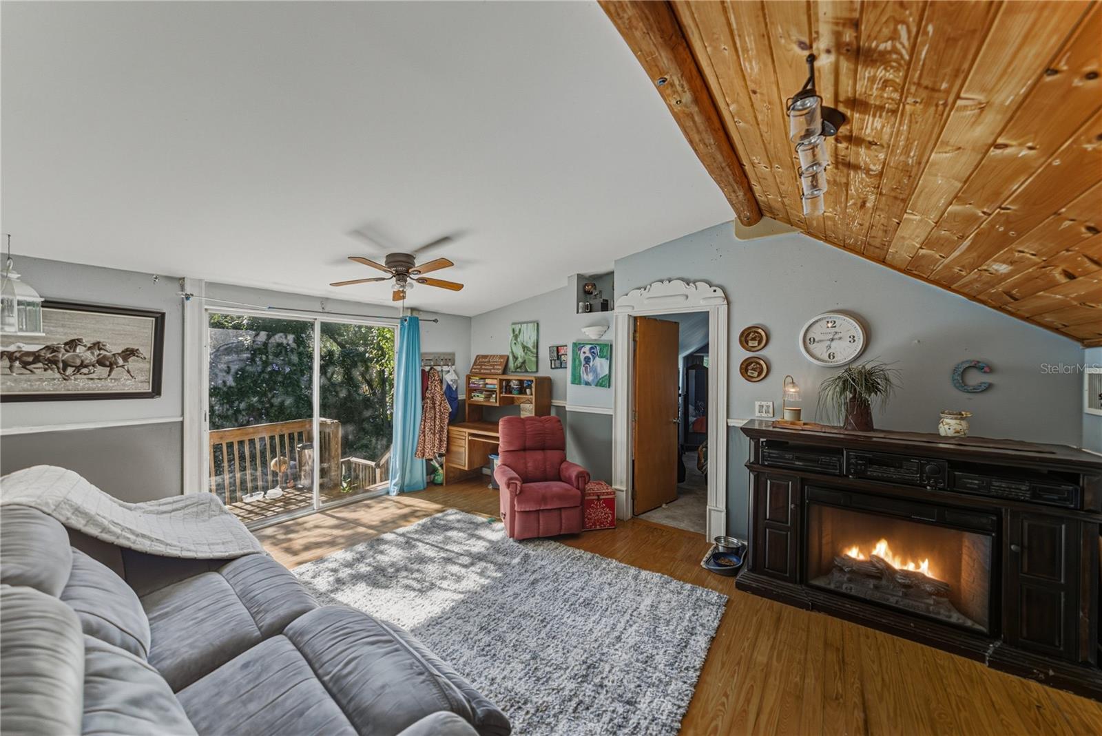 TRAILS TR 22 - Residential