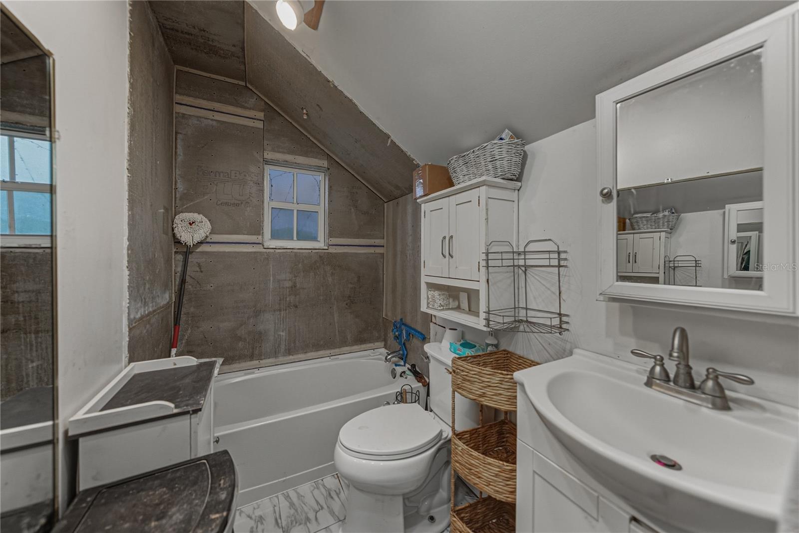 TRAILS TR 22 - Residential