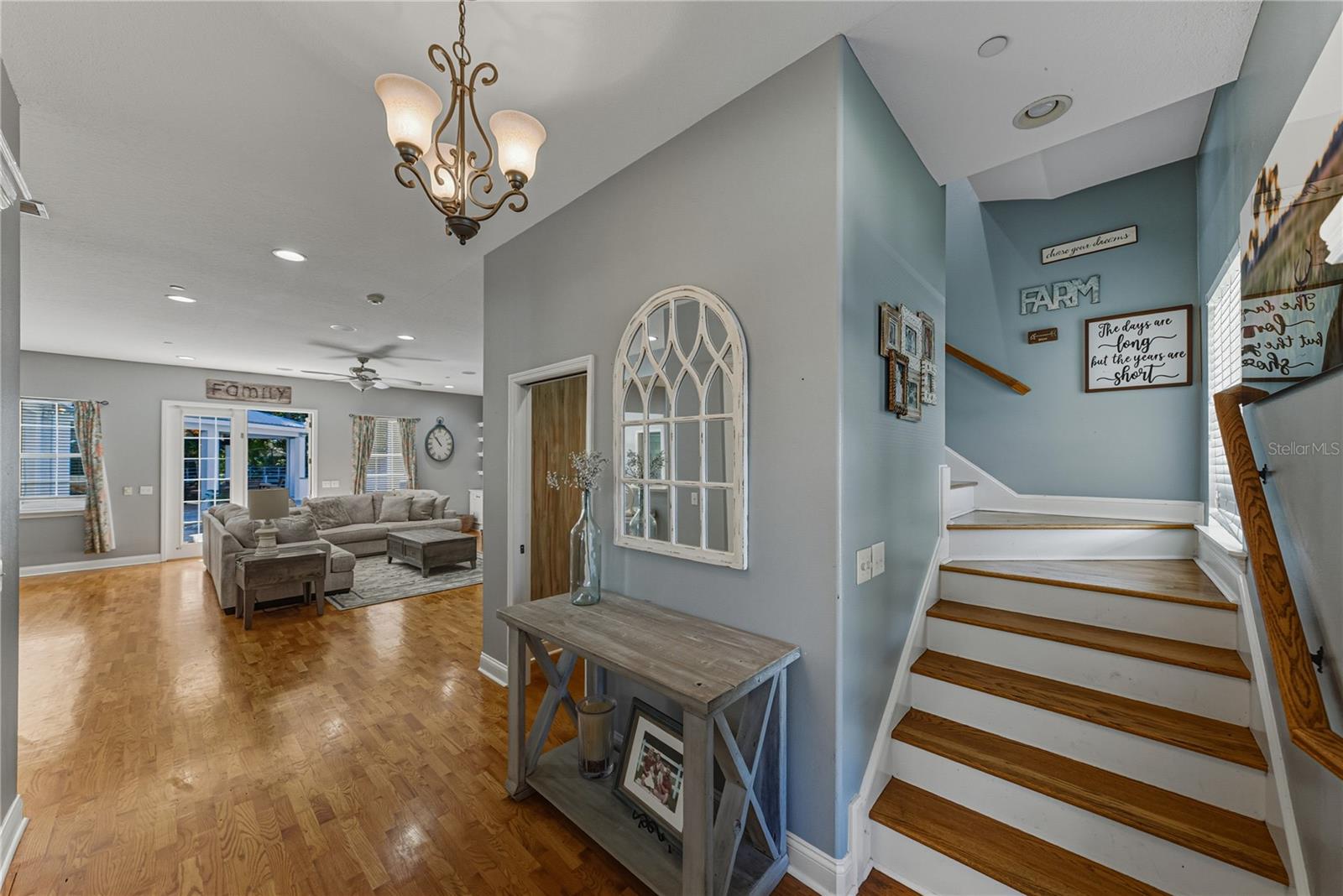 TRAILS TR 22 - Residential