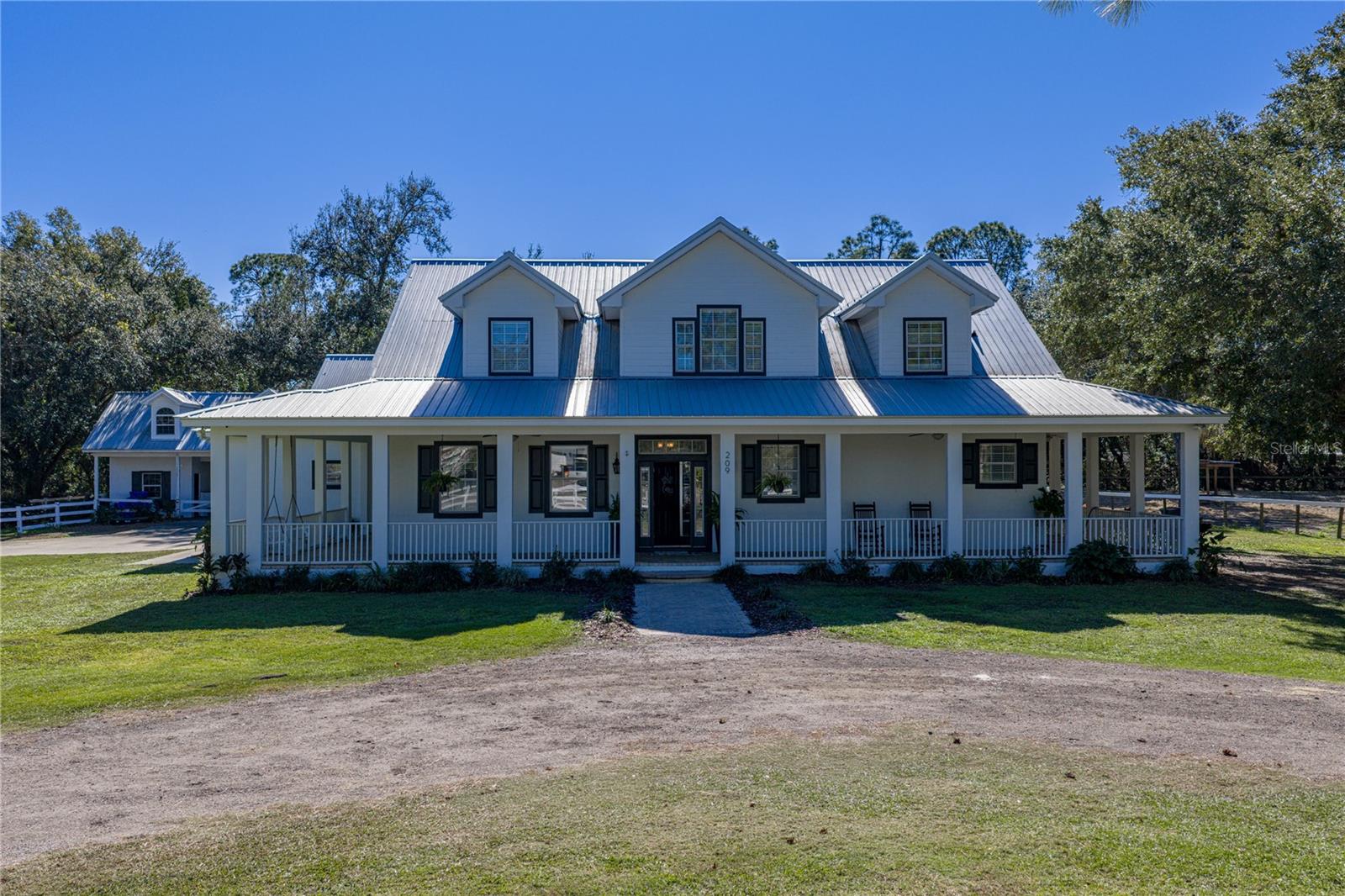 TRAILS TR 22 - Residential