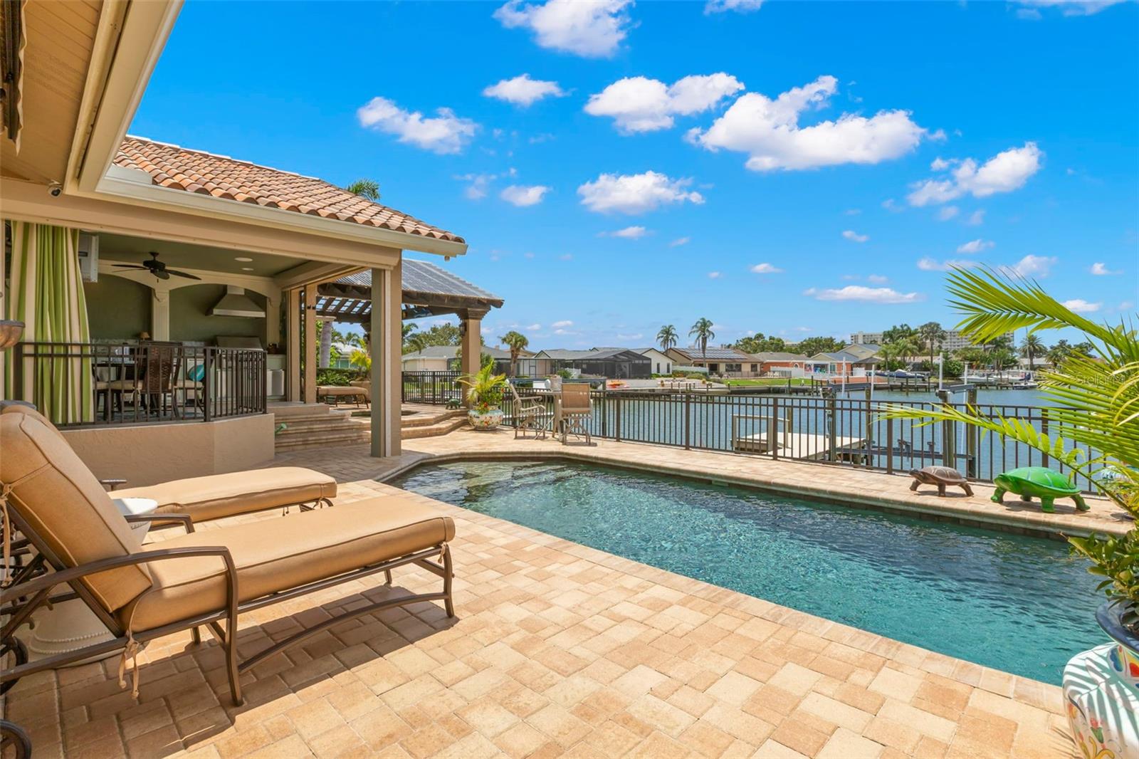 SKIMMER POINT PH II - Residential