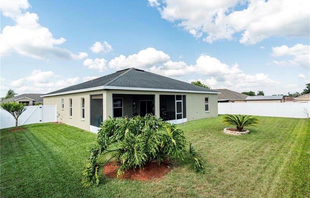 Photo of 5730 Fischer Dr, Lakeland, FL 33812 (MLS # L4961468)