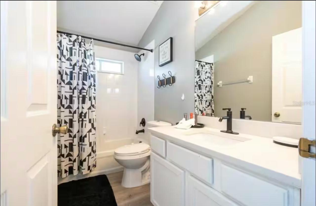 GLENBROOK SUB - Residential