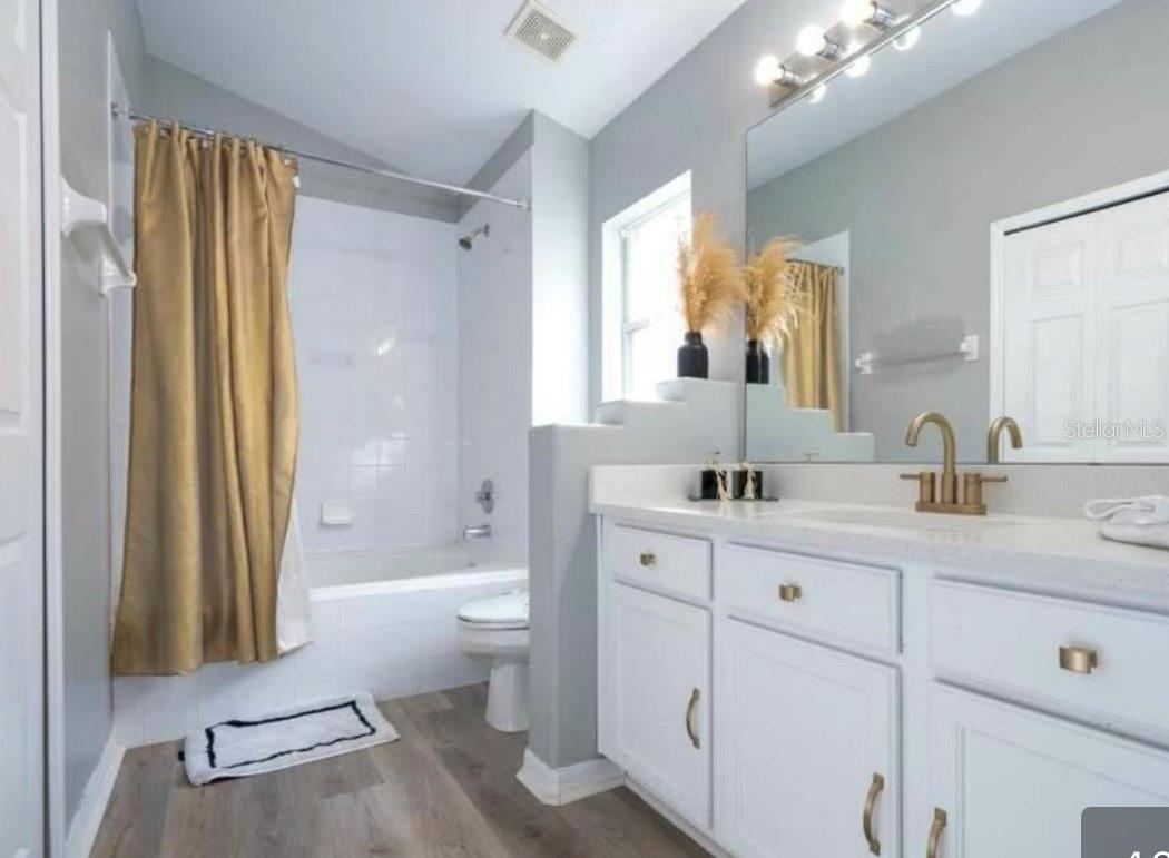 GLENBROOK SUB - Residential