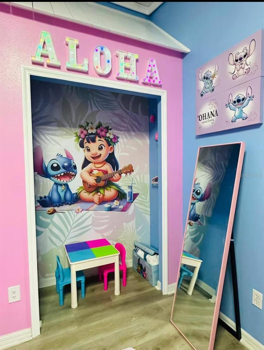 GLENBROOK SUB - Residential