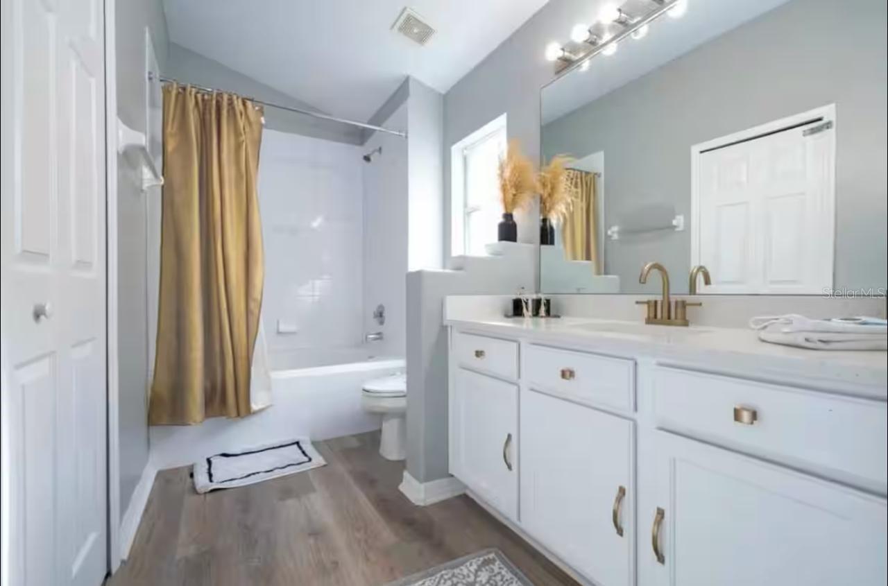 GLENBROOK SUB - Residential