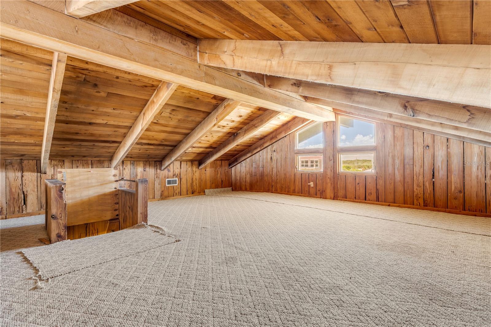 SILVER SANDS SEC D - Residential