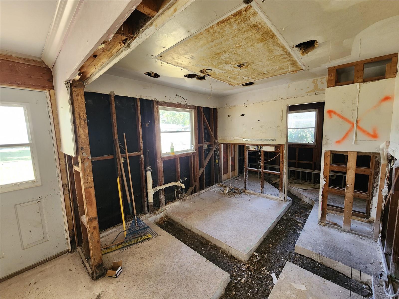 3109 ALTA VISTA STREET