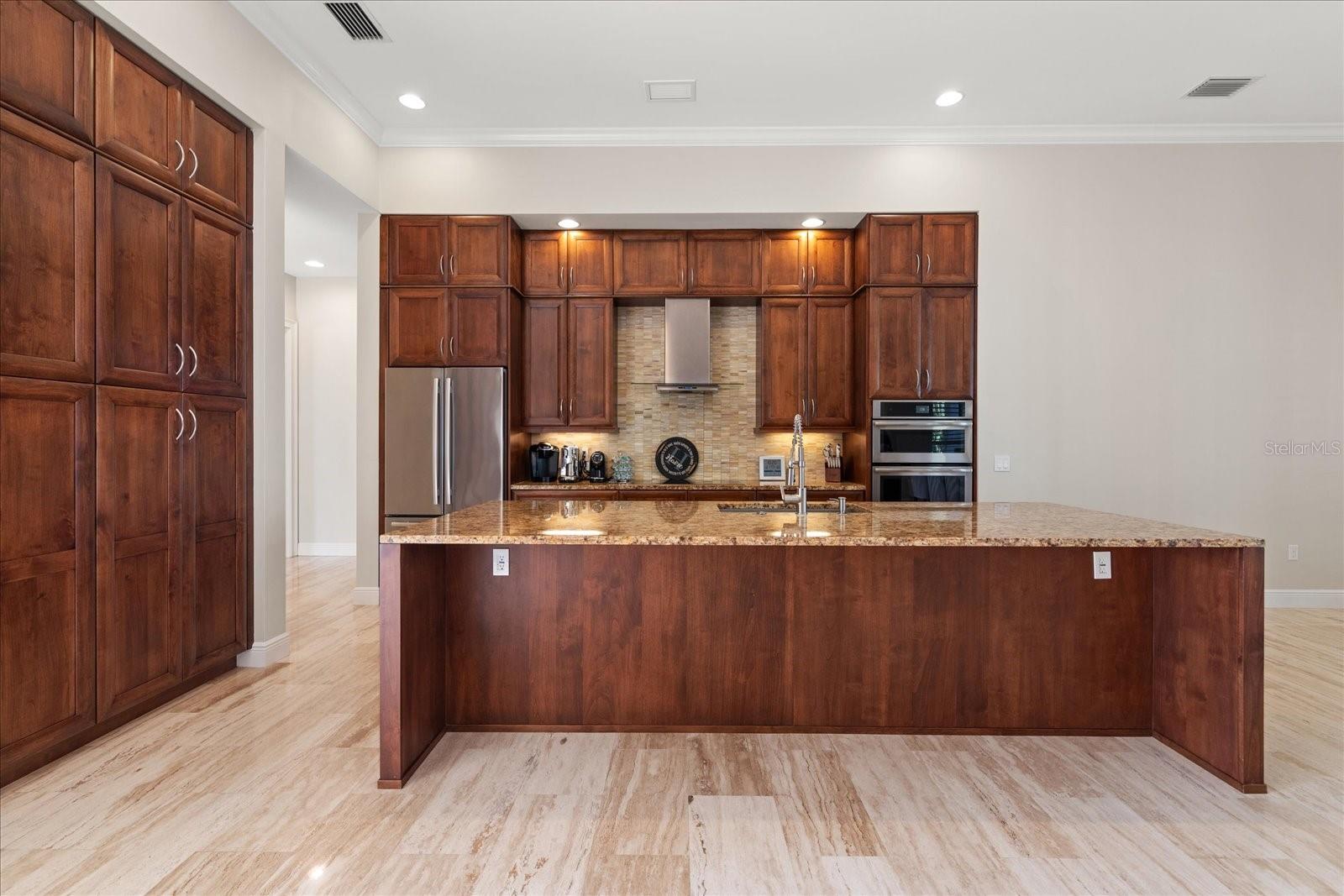 BELLEAIR ESTATES - Residential