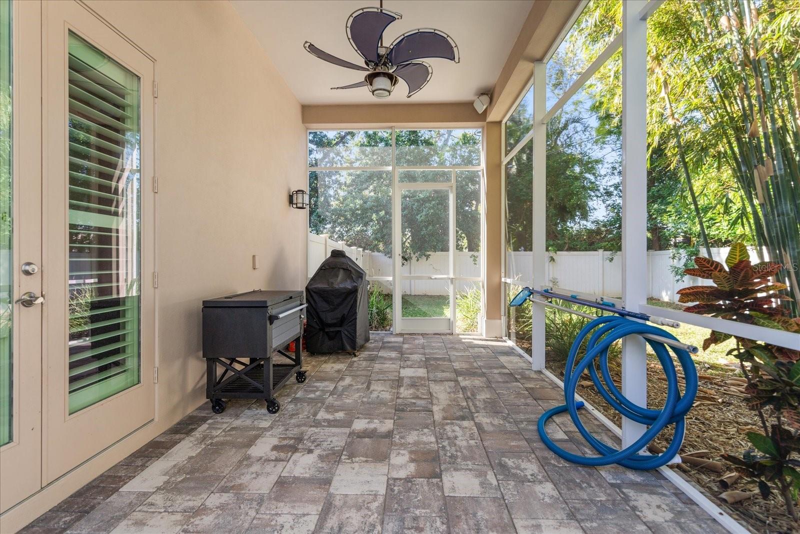 BELLEAIR ESTATES - Residential