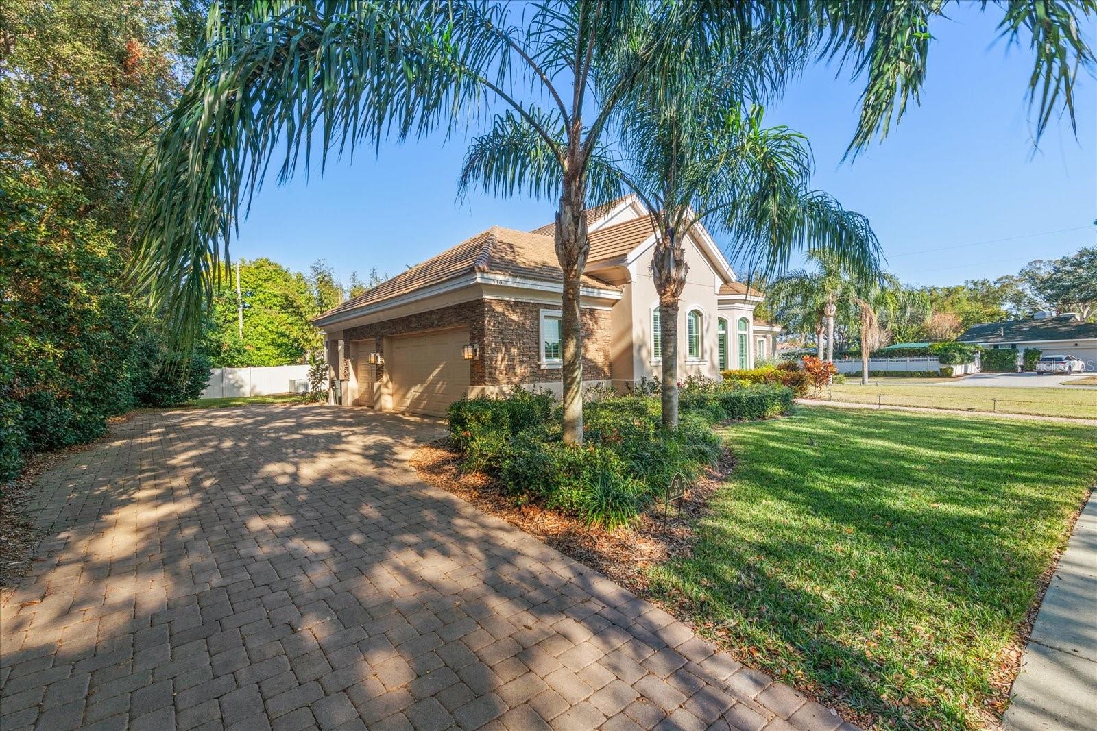 BELLEAIR ESTATES - Residential