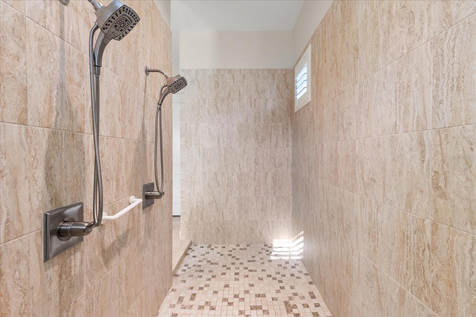 BELLEAIR ESTATES - Residential