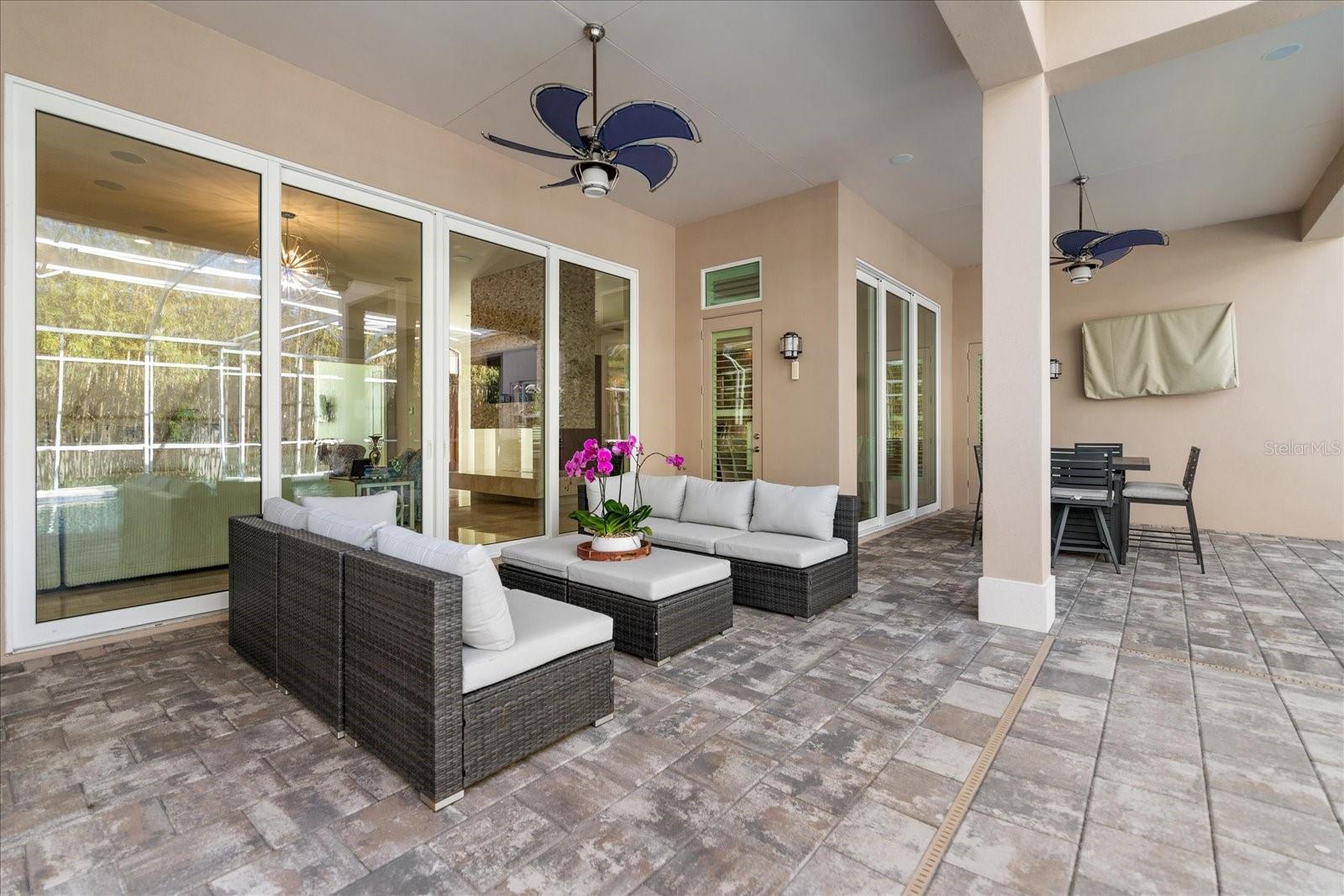 BELLEAIR ESTATES - Residential