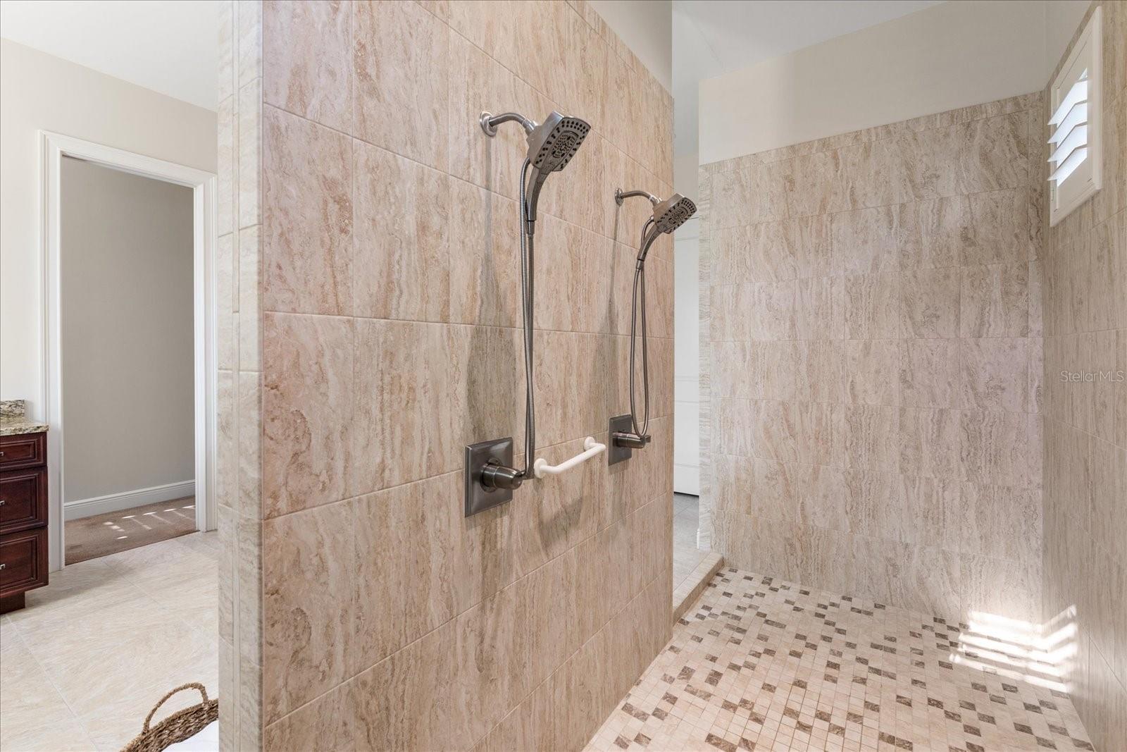 BELLEAIR ESTATES - Residential