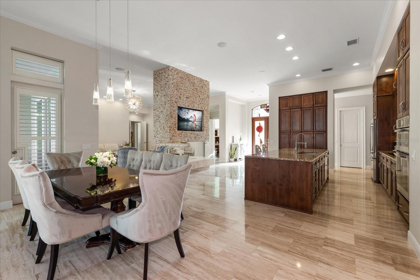 BELLEAIR ESTATES - Residential