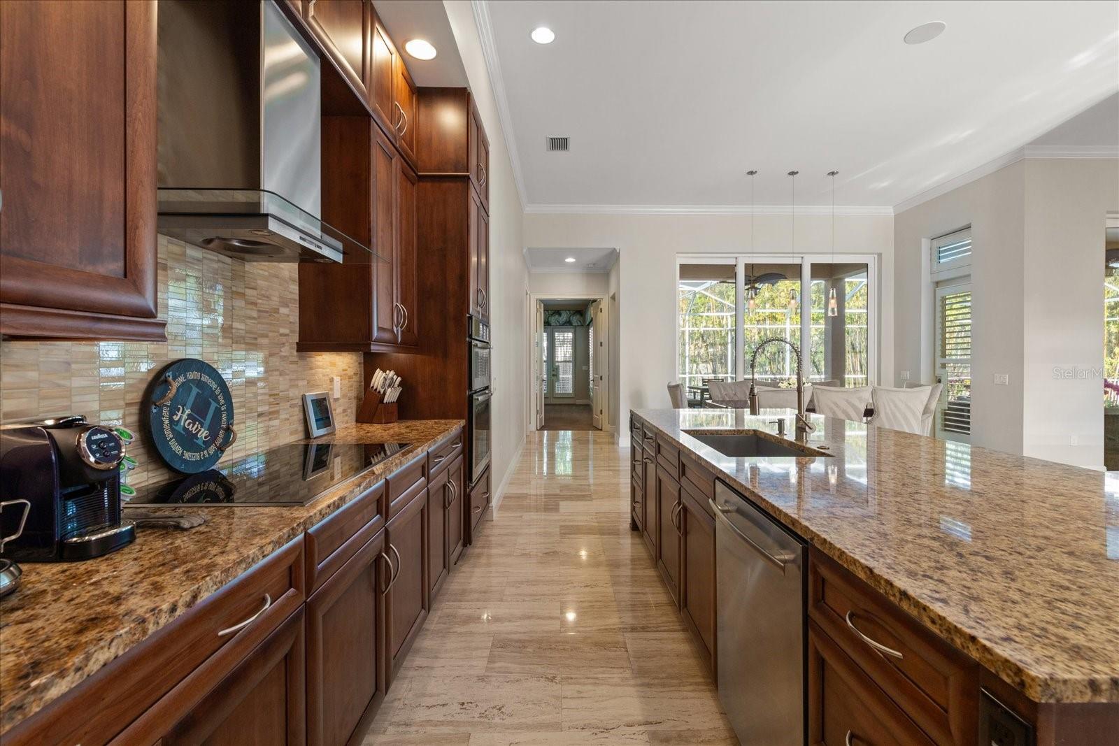 BELLEAIR ESTATES - Residential