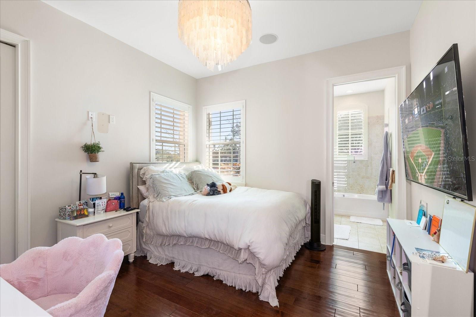 BELLEAIR ESTATES - Residential