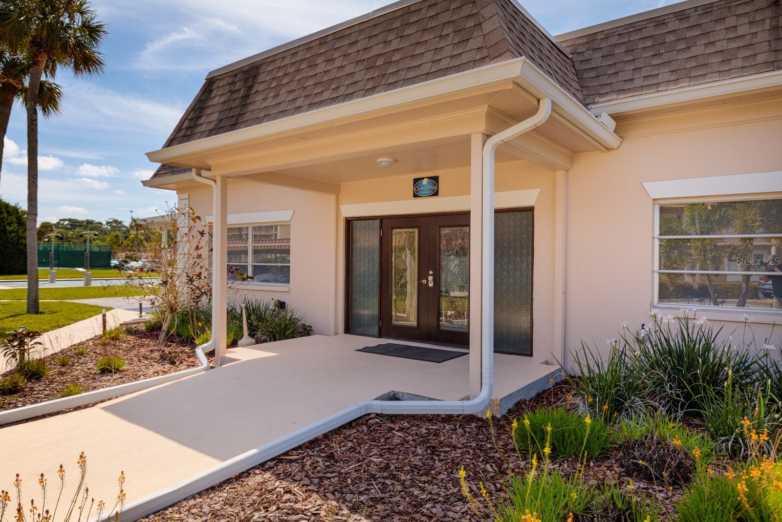 BOCA CIEGA POINT EAST - Residential