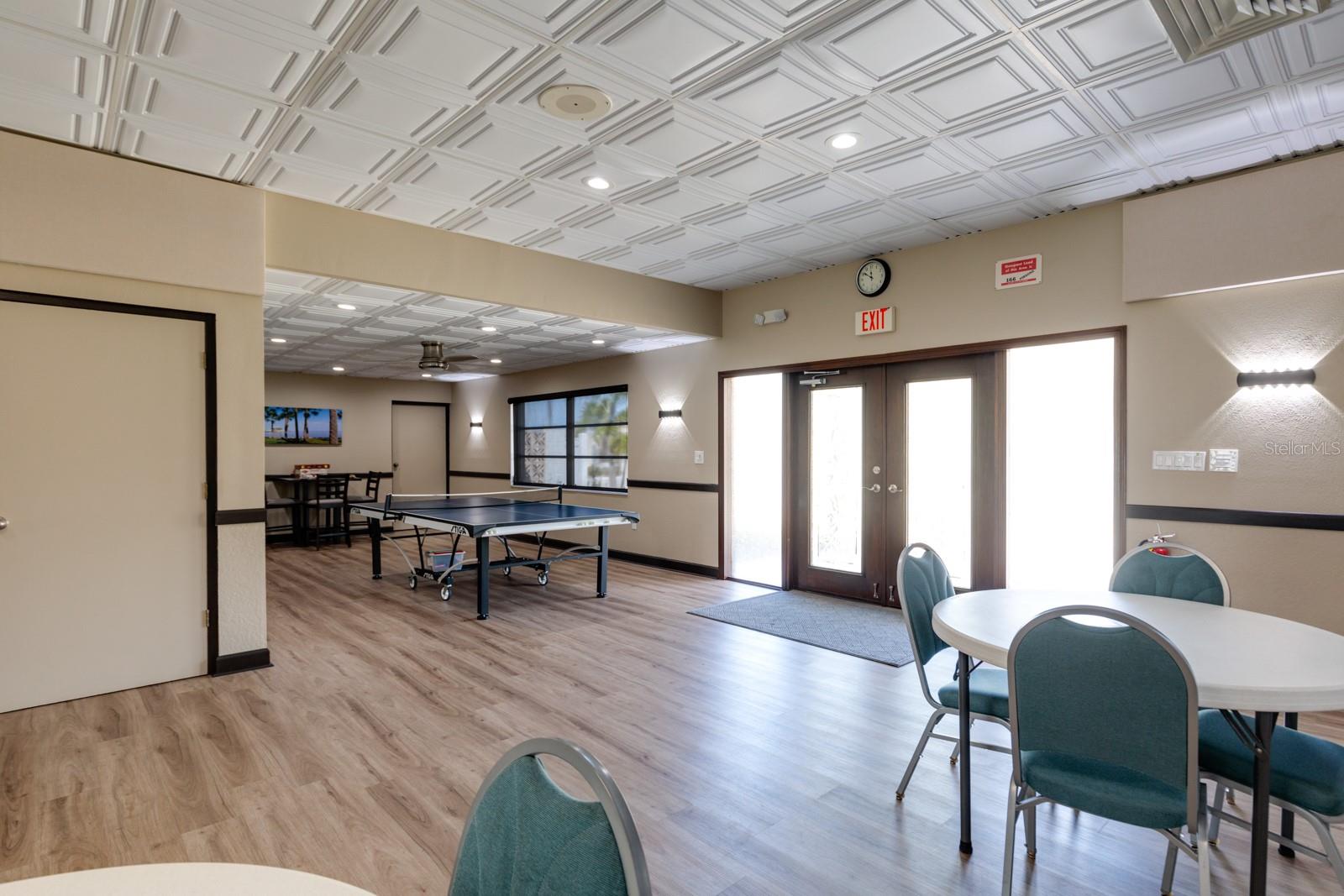 BOCA CIEGA POINT EAST - Residential