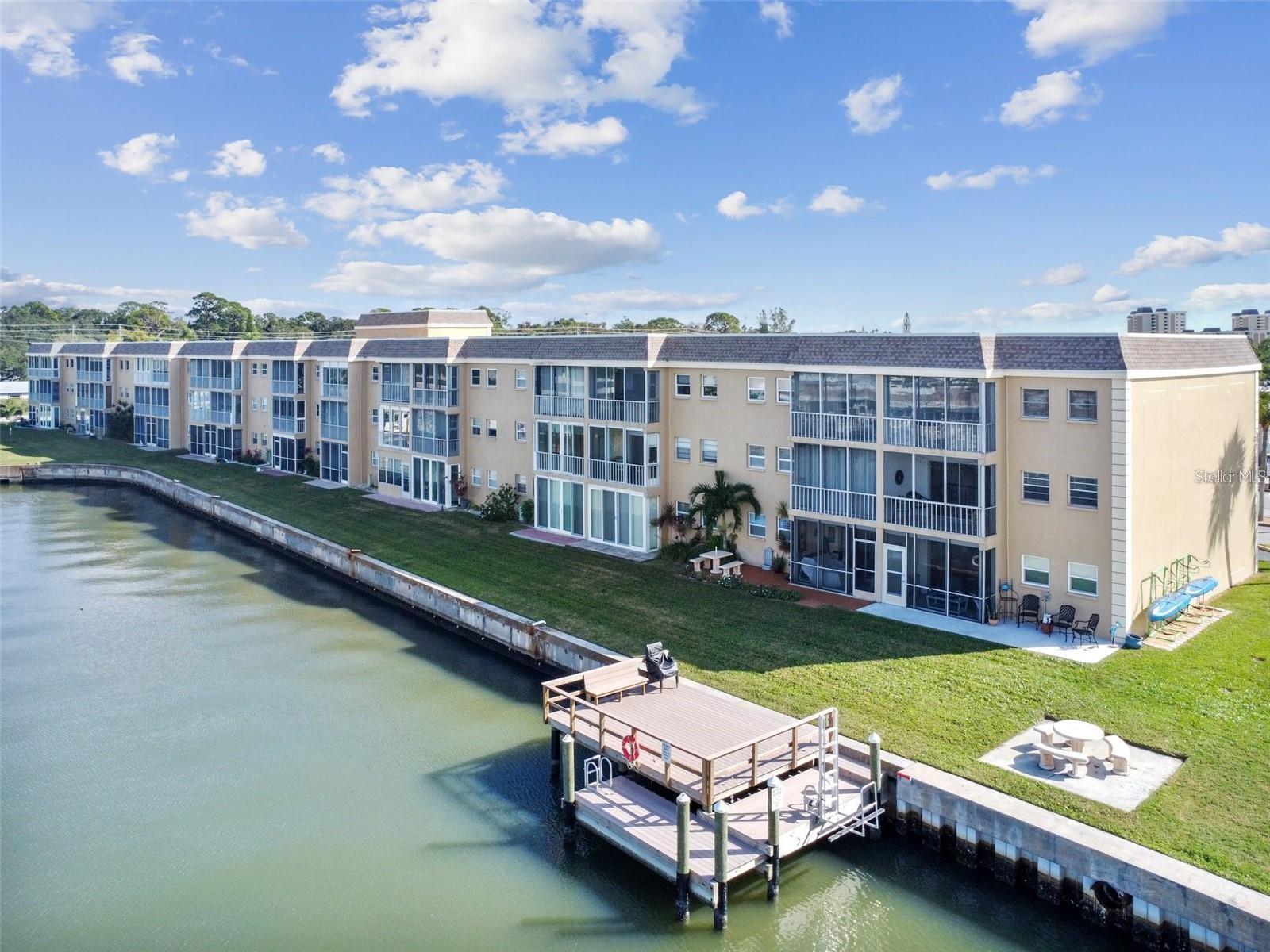 BOCA CIEGA POINT EAST - Residential