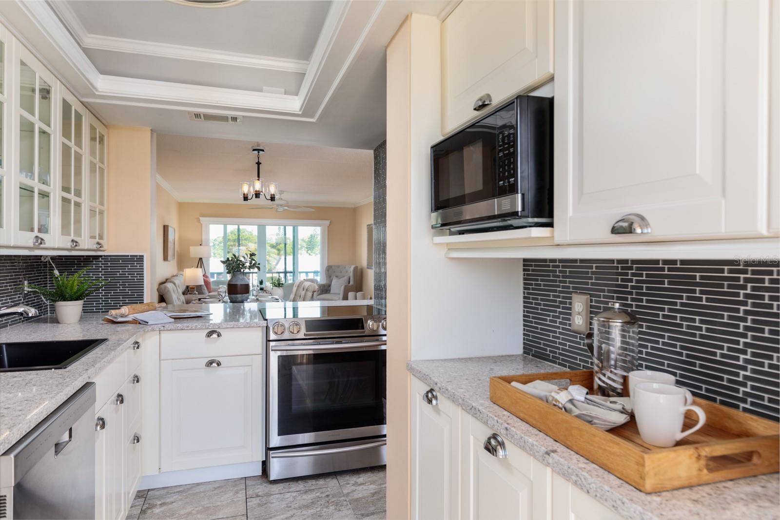 BOCA CIEGA POINT EAST - Residential