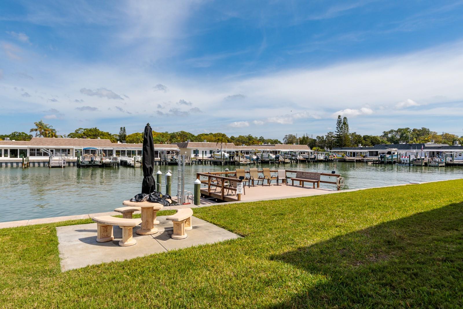 BOCA CIEGA POINT EAST - Residential
