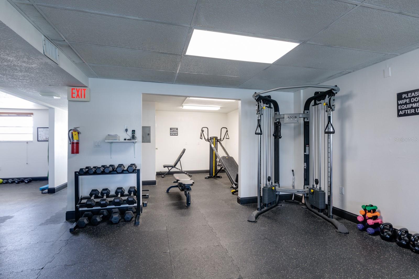 BOCA CIEGA POINT EAST - Residential