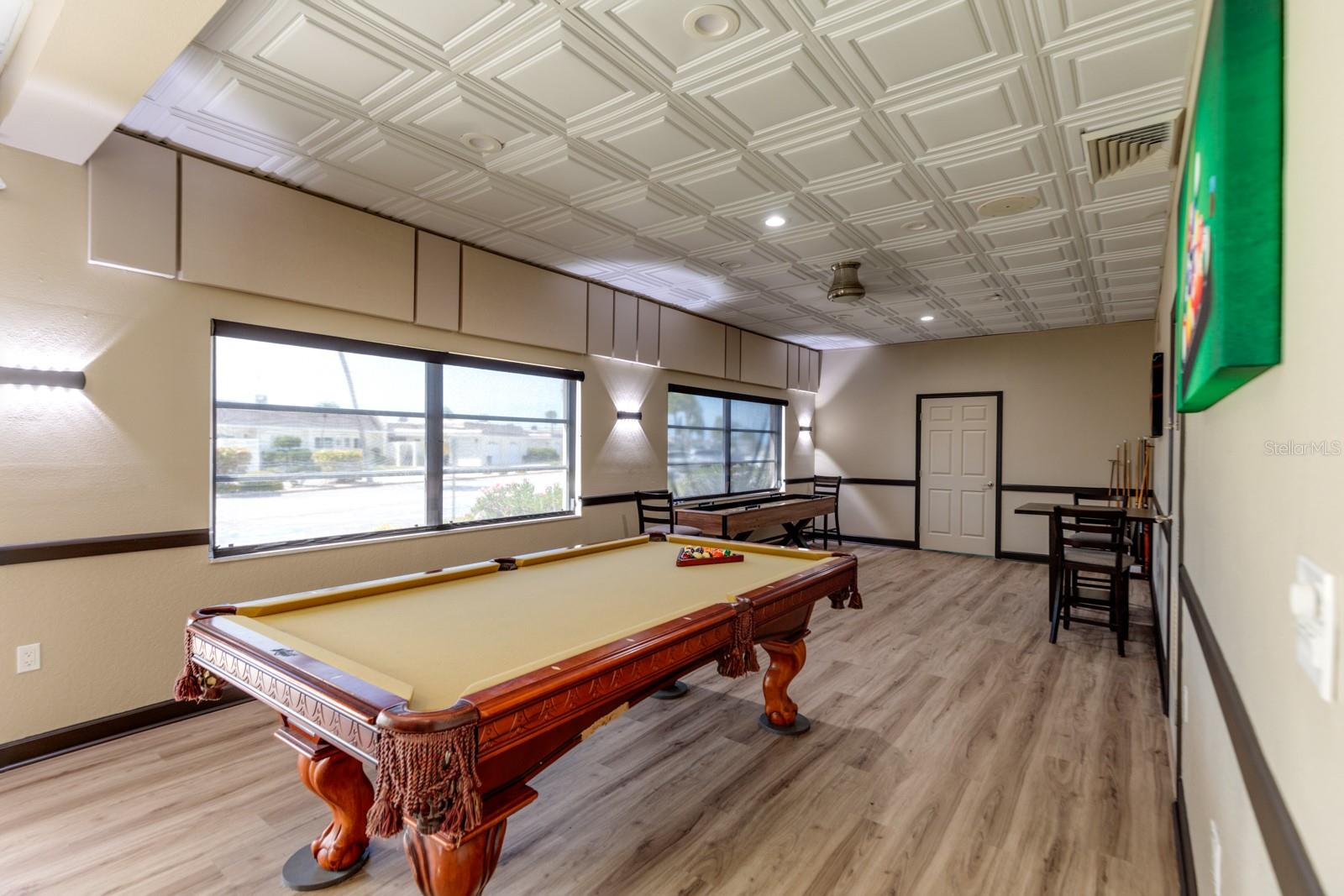 BOCA CIEGA POINT EAST - Residential