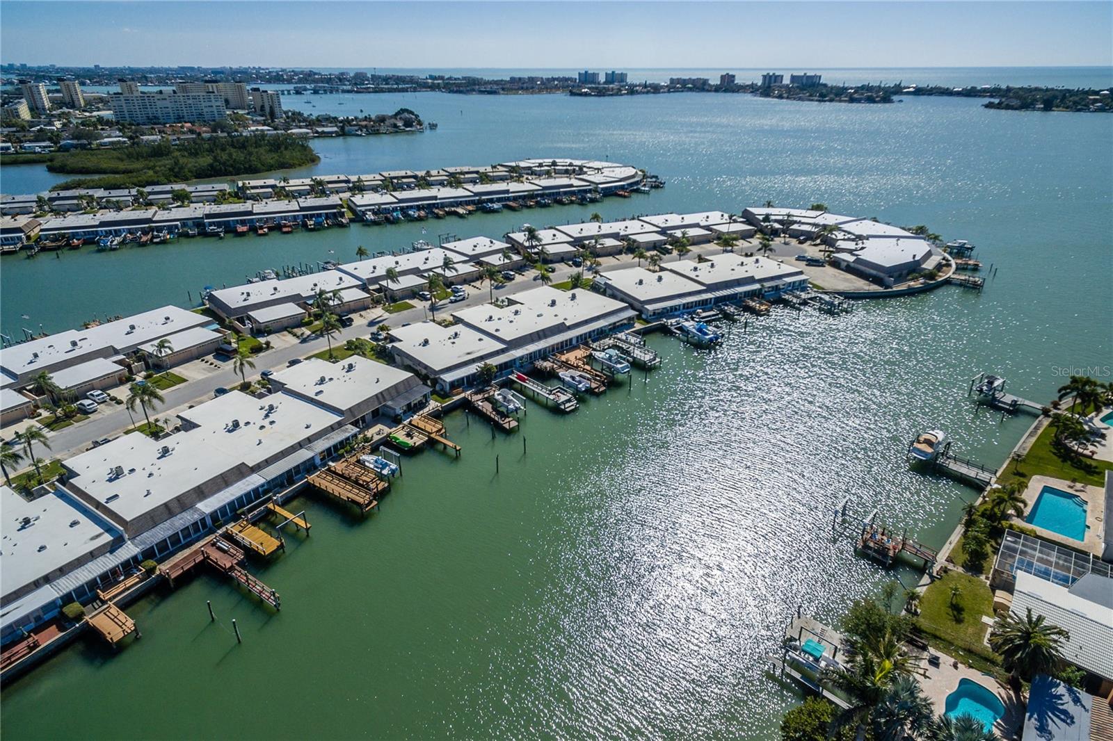 BOCA CIEGA POINT EAST - Residential