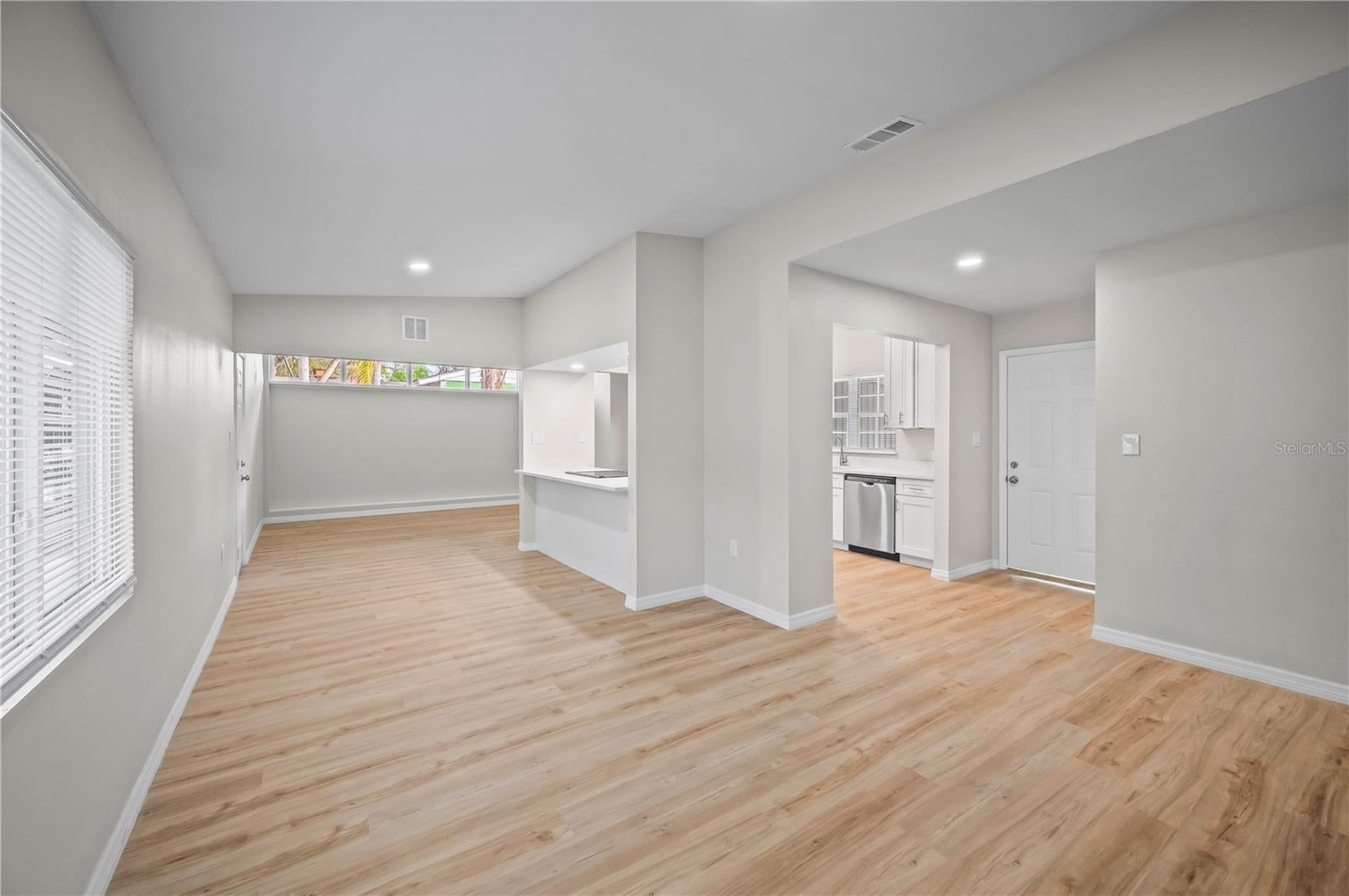 600 VENTURA AVENUE