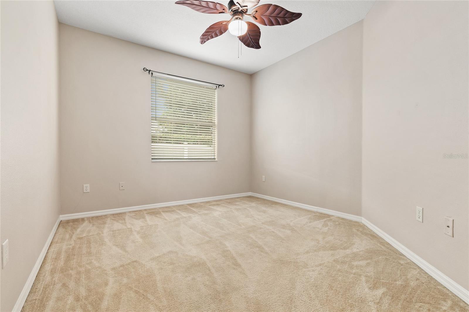 GROVES PH 03 - Residential