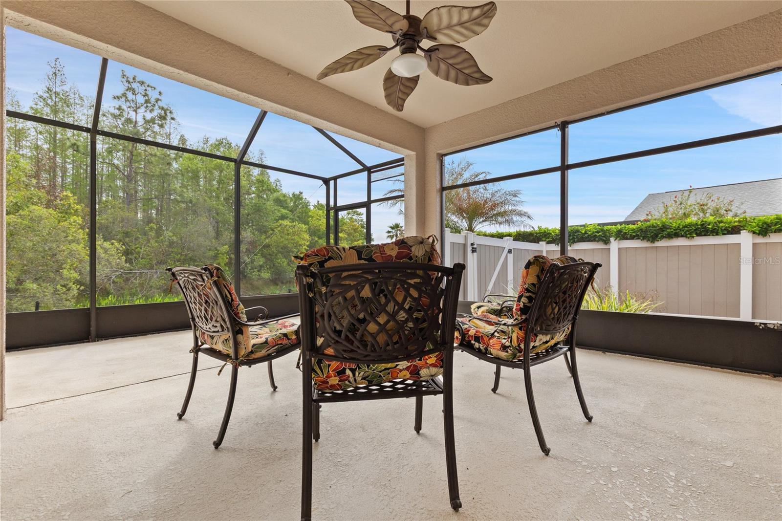 GROVES PH 03 - Residential