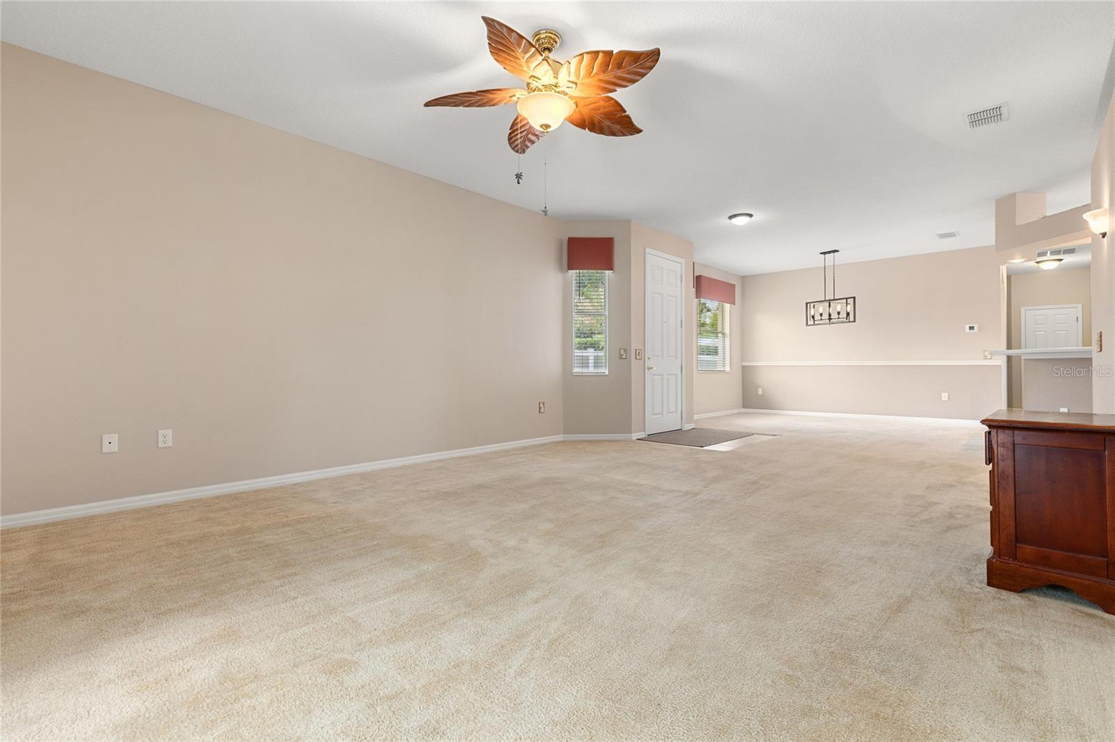 GROVES PH 03 - Residential