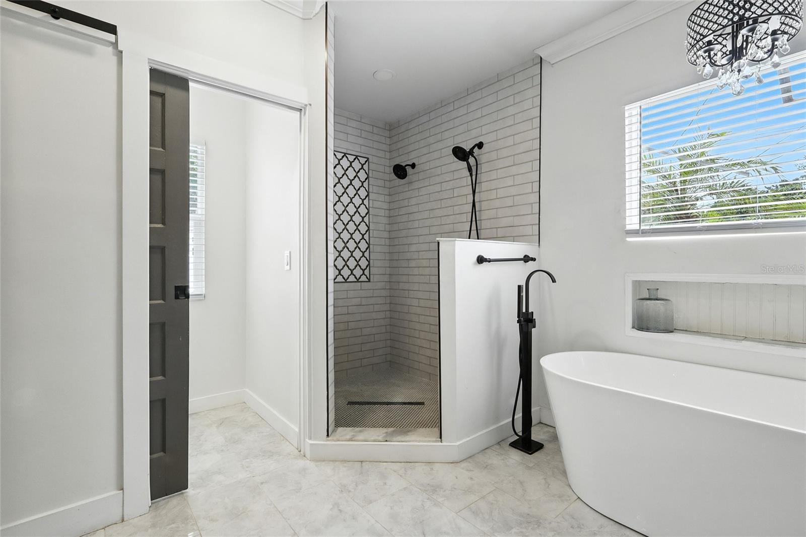 POWERS CENTRAL PARK SUB - Residential Lease