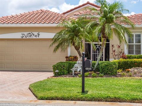 A home in SARASOTA