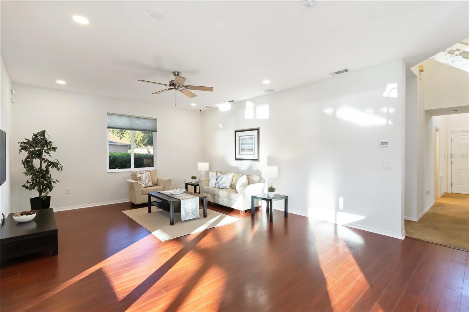 STONEYBROOK AT PALMER RANCH - Residential