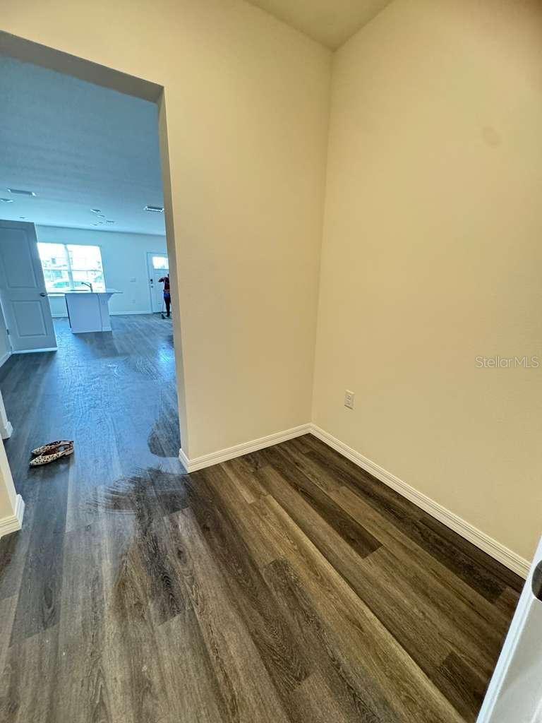 WATERLEIGH PH 5 - Residential Lease