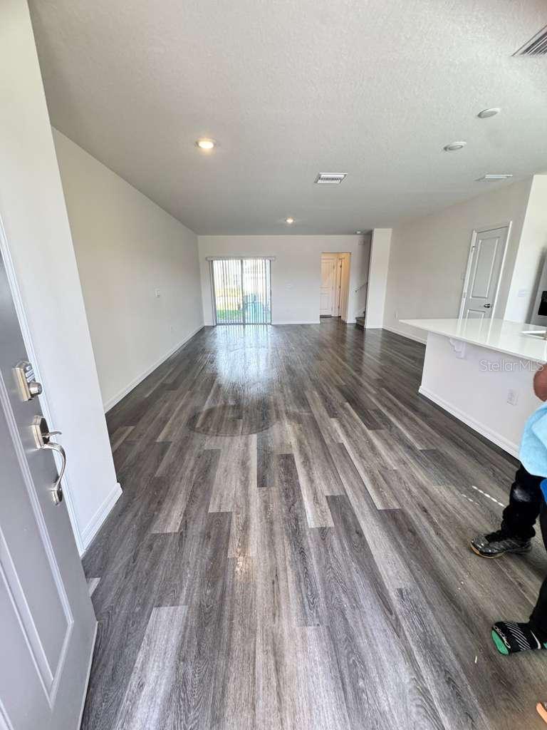 WATERLEIGH PH 5 - Residential Lease