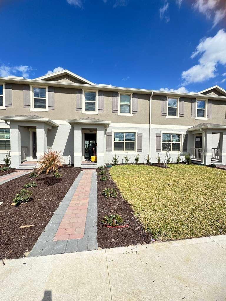 WATERLEIGH PH 5 - Residential Lease