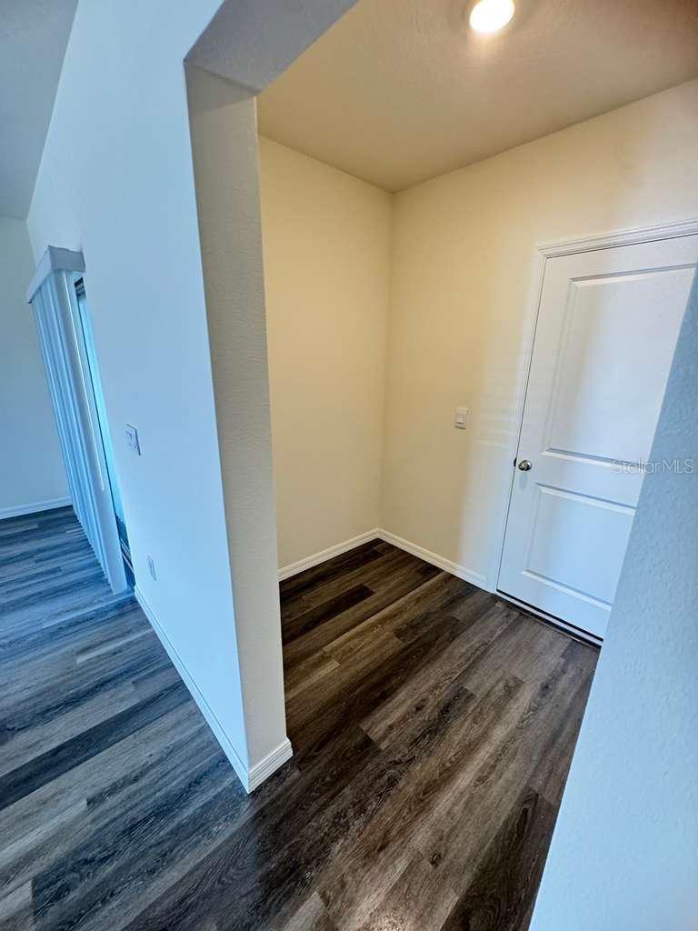 WATERLEIGH PH 5 - Residential Lease