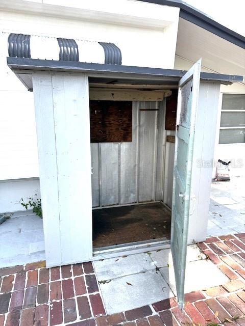 ORCHID LAKE SUB - Residential Lease