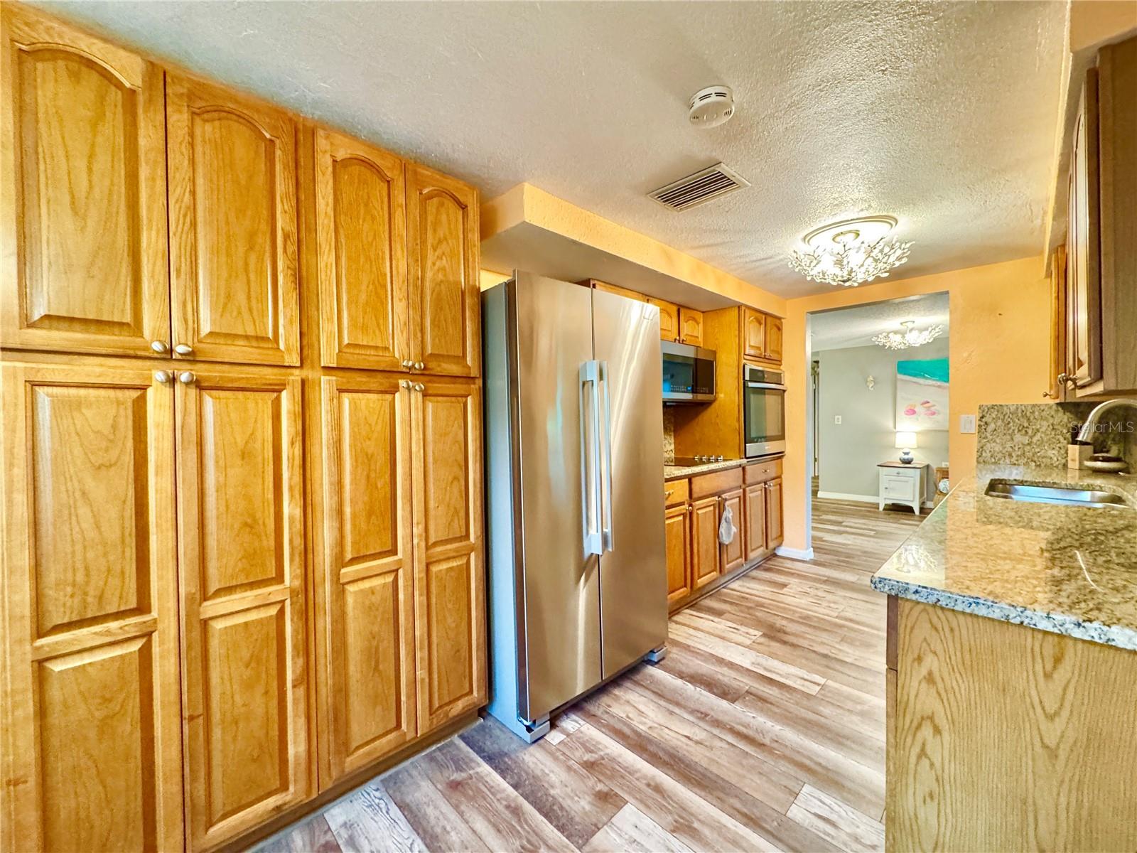 FOREST HILLS - Residential Lease