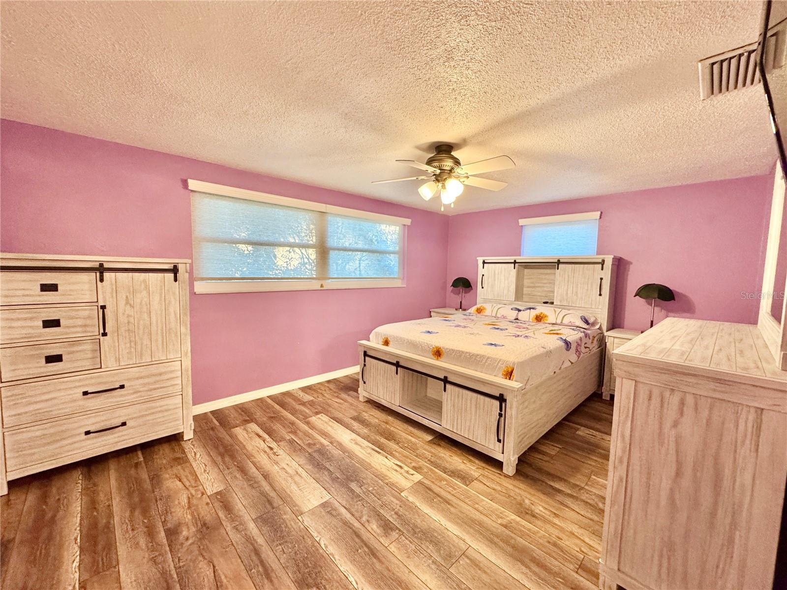 FOREST HILLS - Residential Lease