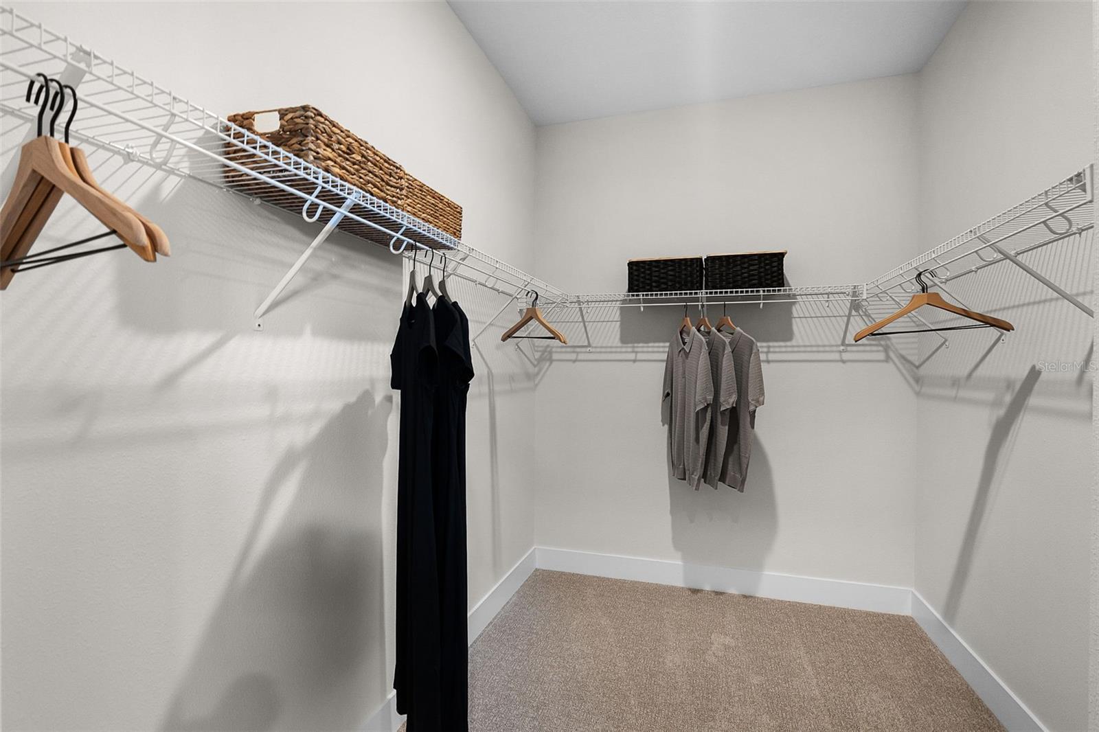 EDEN CREST - Residential