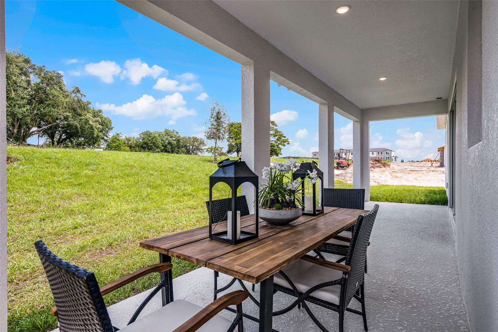 EDEN CREST - Residential