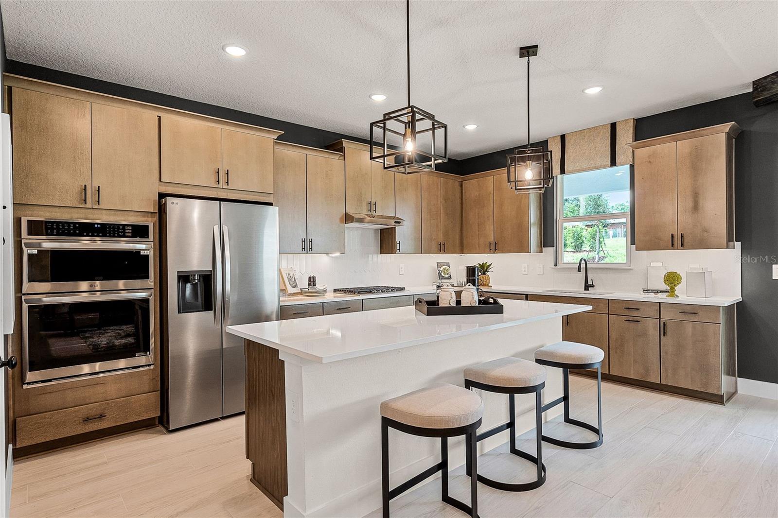 EDEN CREST - Residential