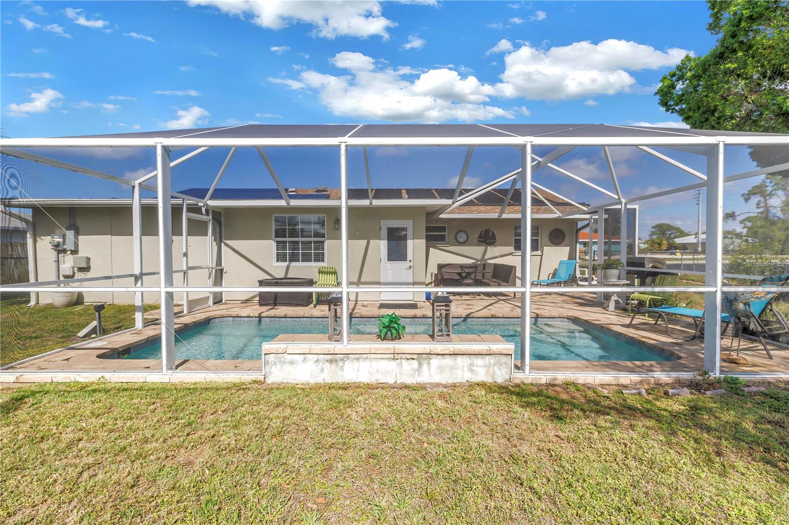 SOUTH VENICE - Residential