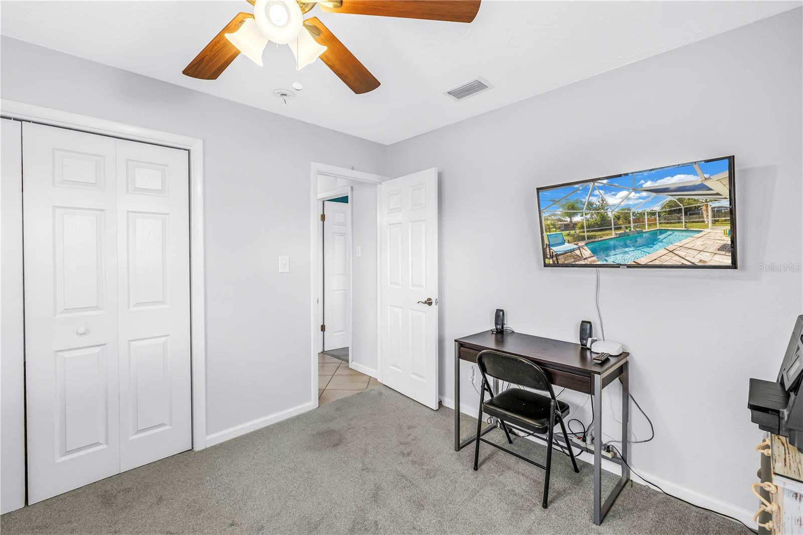 SOUTH VENICE - Residential