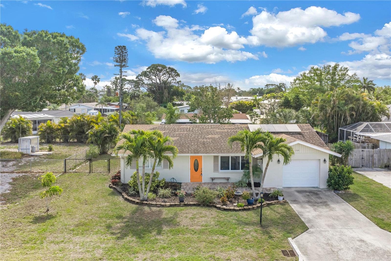 SOUTH VENICE - Residential